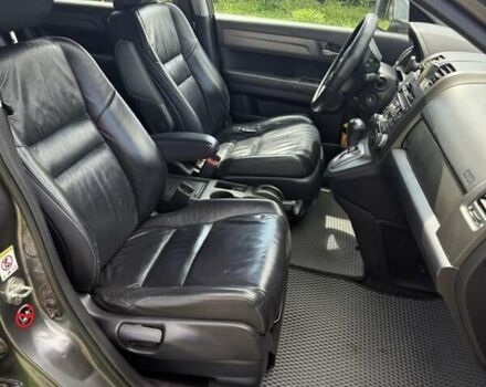 Серый Хонда СРВ, объемом двигателя 2.4 л и пробегом 190 тыс. км за 13800 $, фото 4 на Automoto.ua