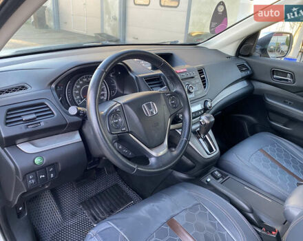 Серый Хонда СРВ, объемом двигателя 2.2 л и пробегом 216 тыс. км за 18000 $, фото 6 на Automoto.ua
