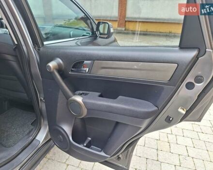 Сірий Хонда СРВ, об'ємом двигуна 2.2 л та пробігом 182 тис. км за 14700 $, фото 24 на Automoto.ua