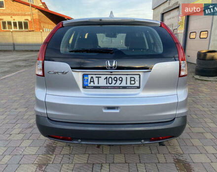Серый Хонда СРВ, объемом двигателя 2.2 л и пробегом 216 тыс. км за 18000 $, фото 4 на Automoto.ua