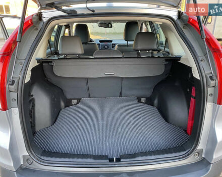 Серый Хонда СРВ, объемом двигателя 2.2 л и пробегом 216 тыс. км за 18000 $, фото 12 на Automoto.ua