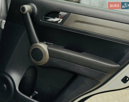 Серый Хонда СРВ, объемом двигателя 2.2 л и пробегом 165 тыс. км за 14950 $, фото 82 на Automoto.ua