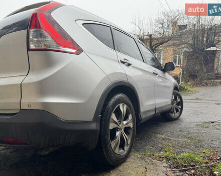 Серый Хонда СРВ, объемом двигателя 2 л и пробегом 190 тыс. км за 15700 $, фото 7 на Automoto.ua