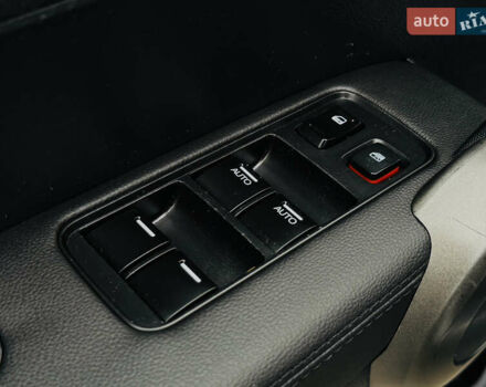 Серый Хонда СРВ, объемом двигателя 2.2 л и пробегом 165 тыс. км за 14950 $, фото 38 на Automoto.ua