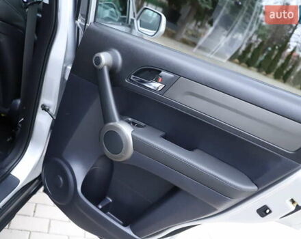 Серый Хонда СРВ, объемом двигателя 2.2 л и пробегом 188 тыс. км за 14950 $, фото 66 на Automoto.ua