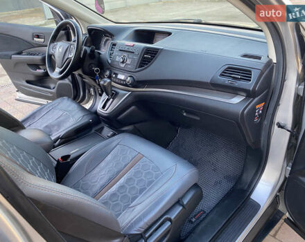 Серый Хонда СРВ, объемом двигателя 2.2 л и пробегом 216 тыс. км за 18000 $, фото 9 на Automoto.ua