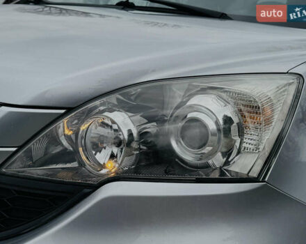 Серый Хонда СРВ, объемом двигателя 2.2 л и пробегом 165 тыс. км за 14950 $, фото 12 на Automoto.ua