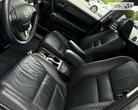 Серый Хонда СРВ, объемом двигателя 2.2 л и пробегом 219 тыс. км за 14750 $, фото 40 на Automoto.ua