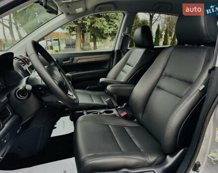 Серый Хонда СРВ, объемом двигателя 2.2 л и пробегом 165 тыс. км за 14950 $, фото 40 на Automoto.ua