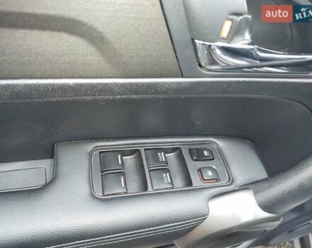 Серый Хонда СРВ, объемом двигателя 2.35 л и пробегом 250 тыс. км за 14000 $, фото 15 на Automoto.ua