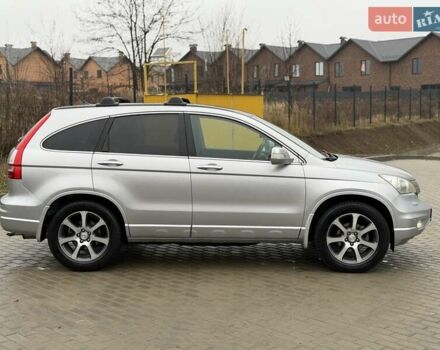 Серый Хонда СРВ, объемом двигателя 2.2 л и пробегом 260 тыс. км за 14200 $, фото 2 на Automoto.ua