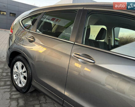 Серый Хонда СРВ, объемом двигателя 2.2 л и пробегом 228 тыс. км за 15899 $, фото 16 на Automoto.ua