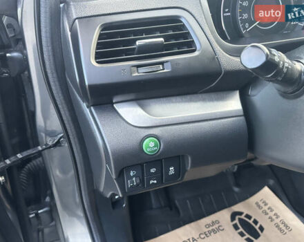 Серый Хонда СРВ, объемом двигателя 2.2 л и пробегом 235 тыс. км за 15500 $, фото 43 на Automoto.ua