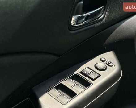 Сірий Хонда СРВ, об'ємом двигуна 1.6 л та пробігом 230 тис. км за 15000 $, фото 5 на Automoto.ua