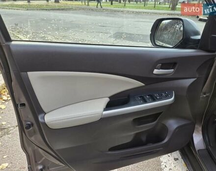 Серый Хонда СРВ, объемом двигателя 2.35 л и пробегом 83 тыс. км за 16300 $, фото 4 на Automoto.ua