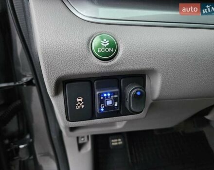 Сірий Хонда СРВ, об'ємом двигуна 2.4 л та пробігом 118 тис. км за 14900 $, фото 49 на Automoto.ua