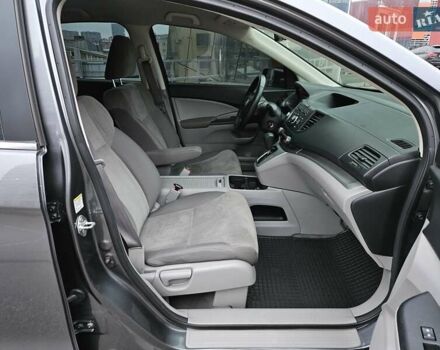 Сірий Хонда СРВ, об'ємом двигуна 2.4 л та пробігом 118 тис. км за 14900 $, фото 22 на Automoto.ua