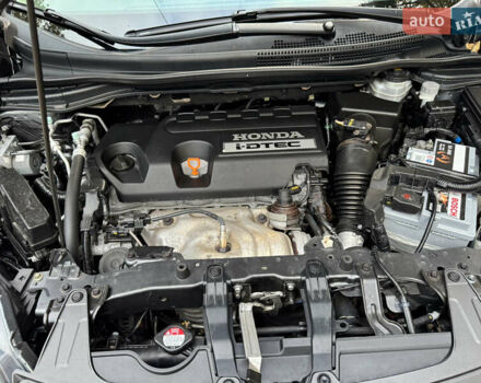 Сірий Хонда СРВ, об'ємом двигуна 2.2 л та пробігом 228 тис. км за 15999 $, фото 84 на Automoto.ua