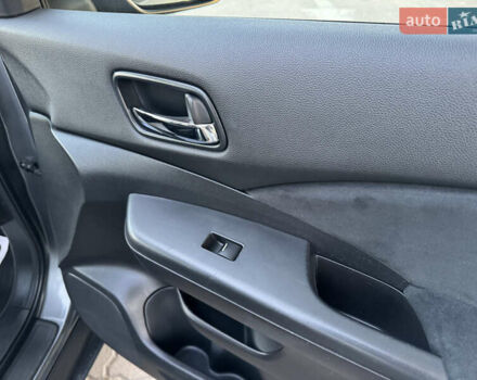 Серый Хонда СРВ, объемом двигателя 2.2 л и пробегом 228 тыс. км за 15899 $, фото 88 на Automoto.ua