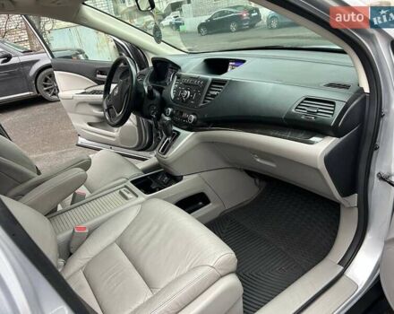 Серый Хонда СРВ, объемом двигателя 2.35 л и пробегом 213 тыс. км за 15500 $, фото 29 на Automoto.ua