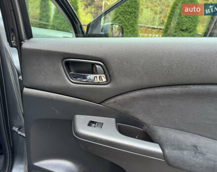 Сірий Хонда СРВ, об'ємом двигуна 2.2 л та пробігом 228 тис. км за 15999 $, фото 77 на Automoto.ua