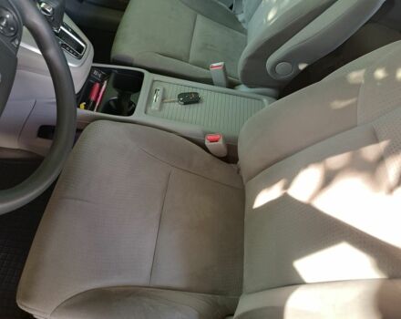 Серый Хонда СРВ, объемом двигателя 2.4 л и пробегом 190 тыс. км за 12400 $, фото 2 на Automoto.ua