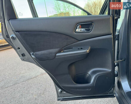 Серый Хонда СРВ, объемом двигателя 2.2 л и пробегом 228 тыс. км за 15899 $, фото 97 на Automoto.ua