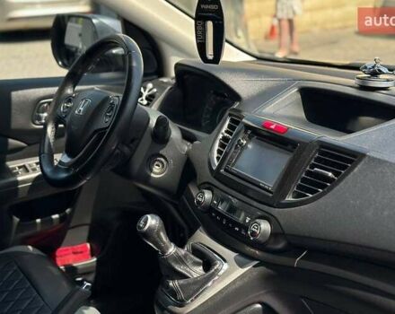 Хонда СРВ 2014 в Ивано-Франковске на Automoto.ua Серый Хонда СРВ, объемом двигателя 1.6 л и пробегом 230 тыс. км за 15000 $, фото 13 на Automoto.ua