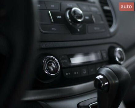 Серый Хонда СРВ, объемом двигателя 2.2 л и пробегом 113 тыс. км за 15300 $, фото 22 на Automoto.ua