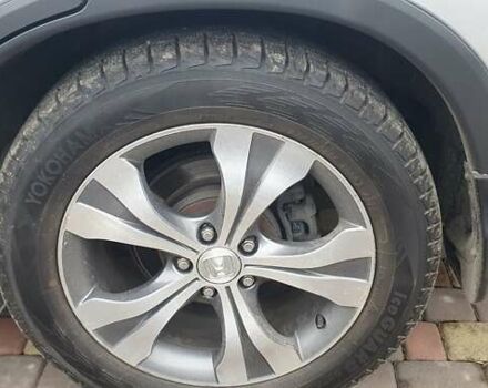 Серый Хонда СРВ, объемом двигателя 2.2 л и пробегом 179 тыс. км за 18000 $, фото 2 на Automoto.ua