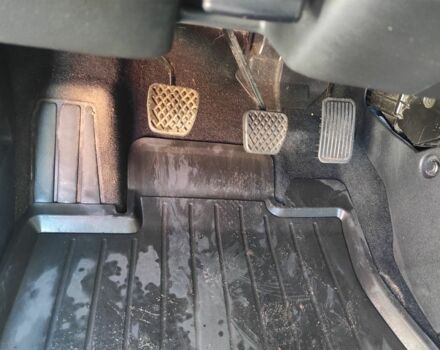 Сірий Хонда СРВ, об'ємом двигуна 2.2 л та пробігом 265 тис. км за 16000 $, фото 15 на Automoto.ua