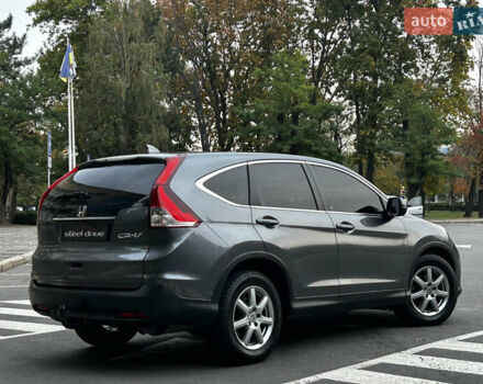 Серый Хонда СРВ, объемом двигателя 2.2 л и пробегом 205 тыс. км за 16999 $, фото 2 на Automoto.ua