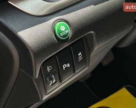 Хонда СРВ 2014 в Ивано-Франковске на Automoto.ua Серый Хонда СРВ, объемом двигателя 1.6 л и пробегом 230 тыс. км за 15000 $, фото 7 на Automoto.ua