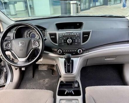 Хонда СРВ 2014 в Львове на Automoto.ua Серый Хонда СРВ, объемом двигателя 2.35 л и пробегом 170 тыс. км за 13900 $, фото 9 на Automoto.ua