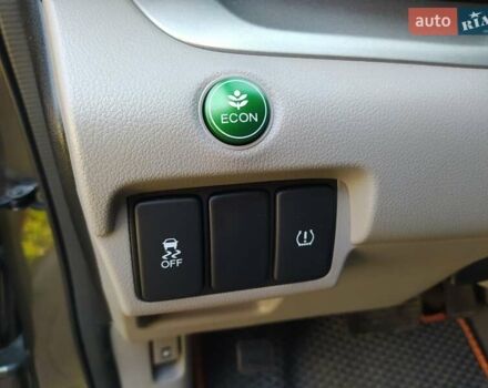 Сірий Хонда СРВ, об'ємом двигуна 2.4 л та пробігом 170 тис. км за 16300 $, фото 12 на Automoto.ua