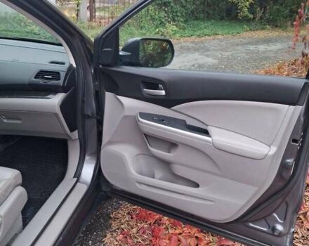 Хонда СРВ 2014 в Полтаве на Automoto.ua Серый Хонда СРВ, объемом двигателя 2.36 л и пробегом 149 тыс. км за 15500 $, фото 29 на Automoto.ua