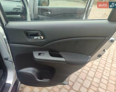 Серый Хонда СРВ, объемом двигателя 1.6 л и пробегом 157 тыс. км за 19400 $, фото 22 на Automoto.ua