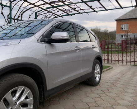 Серый Хонда СРВ, объемом двигателя 1.6 л и пробегом 178 тыс. км за 19550 $, фото 2 на Automoto.ua