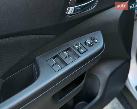 Серый Хонда СРВ, объемом двигателя 2.4 л и пробегом 235 тыс. км за 16590 $, фото 16 на Automoto.ua