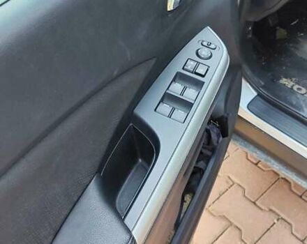 Сірий Хонда СРВ, об'ємом двигуна 2.36 л та пробігом 104 тис. км за 14000 $, фото 5 на Automoto.ua