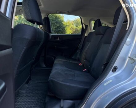 Сірий Хонда СРВ, об'ємом двигуна 2.4 л та пробігом 235 тис. км за 16590 $, фото 32 на Automoto.ua