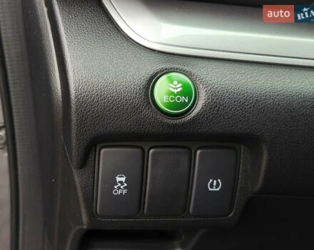 Сірий Хонда СРВ, об'ємом двигуна 2.35 л та пробігом 185 тис. км за 15300 $, фото 17 на Automoto.ua