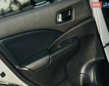 Сірий Хонда СРВ, об'ємом двигуна 2.2 л та пробігом 165 тис. км за 19700 $, фото 78 на Automoto.ua