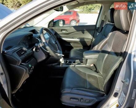 Серый Хонда СРВ, объемом двигателя 2.36 л и пробегом 56 тыс. км за 4000 $, фото 6 на Automoto.ua