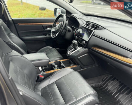 Серый Хонда СРВ, объемом двигателя 1.5 л и пробегом 172 тыс. км за 23000 $, фото 5 на Automoto.ua