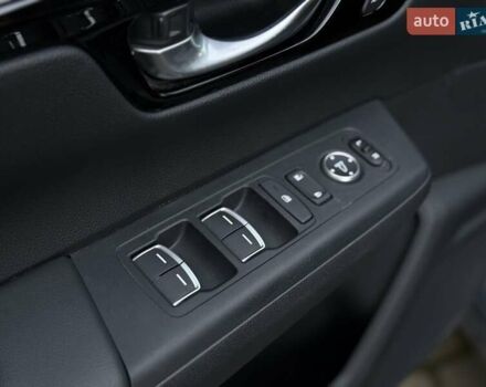 Сірий Хонда СРВ, об'ємом двигуна 1.99 л та пробігом 18 тис. км за 51999 $, фото 37 на Automoto.ua