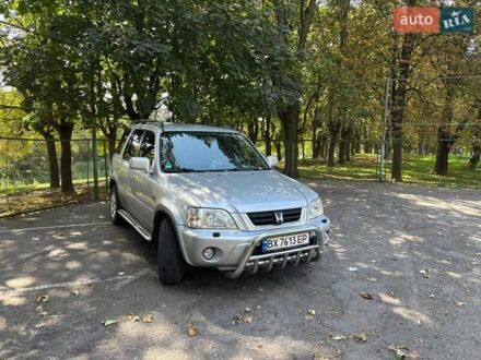 Серый Хонда СРВ, объемом двигателя 1.97 л и пробегом 272 тыс. км за 6000 $, фото 1 на Automoto.ua