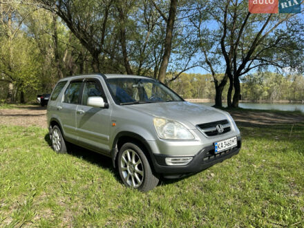 Серый Хонда СРВ, объемом двигателя 2 л и пробегом 300 тыс. км за 5600 $, фото 1 на Automoto.ua