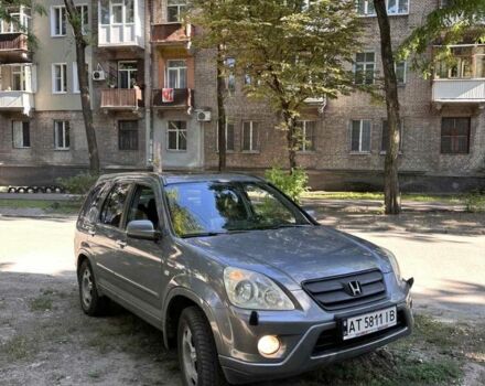 Серый Хонда СРВ, объемом двигателя 2.2 л и пробегом 235 тыс. км за 3450 $, фото 1 на Automoto.ua