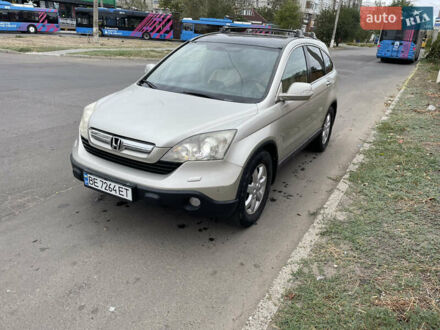 Серый Хонда СРВ, объемом двигателя 2.2 л и пробегом 299 тыс. км за 8700 $, фото 1 на Automoto.ua